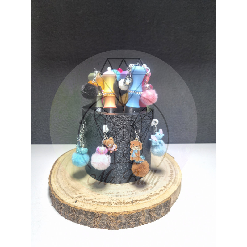 Stiftebecher mit Halter für Bommeln